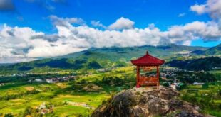 Pesona Alam Tawangmangu, Tempat Healing Paling Adem di Lereng Lawu