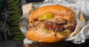 The Drop In Chicago Nongkrong Asyik dengan Burger Wagyu dan Vibe Santai